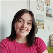 Étudiante en sciences humaines et sociales propose des cours d'économie, de sociologie et de géopolitique niveau lycée